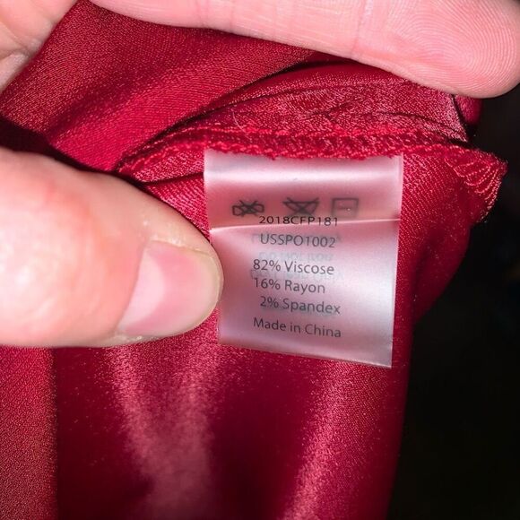 Universal Standard red handkerchief hem L/22-24 short sleeve dress - Picture 5 of 5